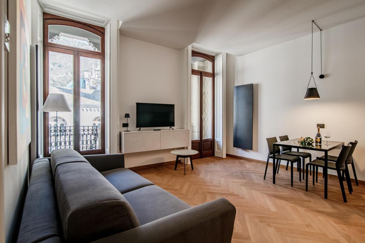 Apartamento Dome'S Charme - The House Of Travelers Como Exterior foto