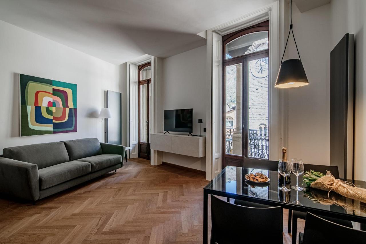 Apartamento Dome'S Charme - The House Of Travelers Como Exterior foto