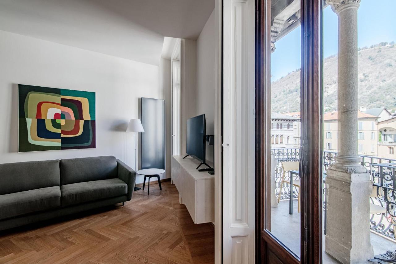 Apartamento Dome'S Charme - The House Of Travelers Como Exterior foto