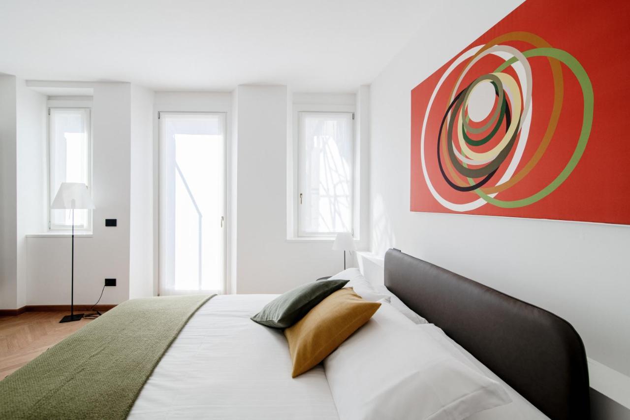 Apartamento Dome'S Charme - The House Of Travelers Como Exterior foto